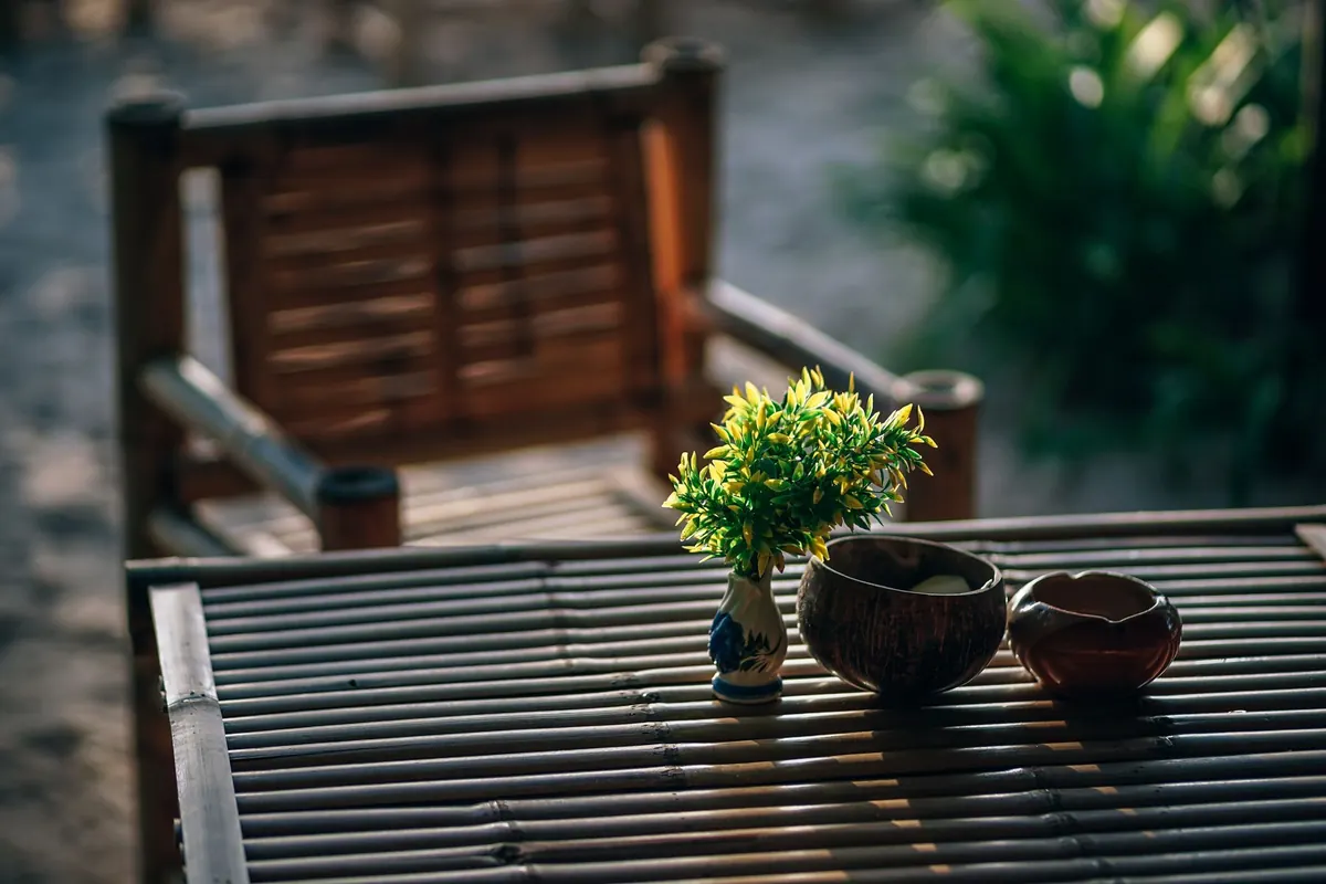 A Beginner's Guide to Outdoor Furniture Materials: Wood, Metal, Rattan and Plastic
